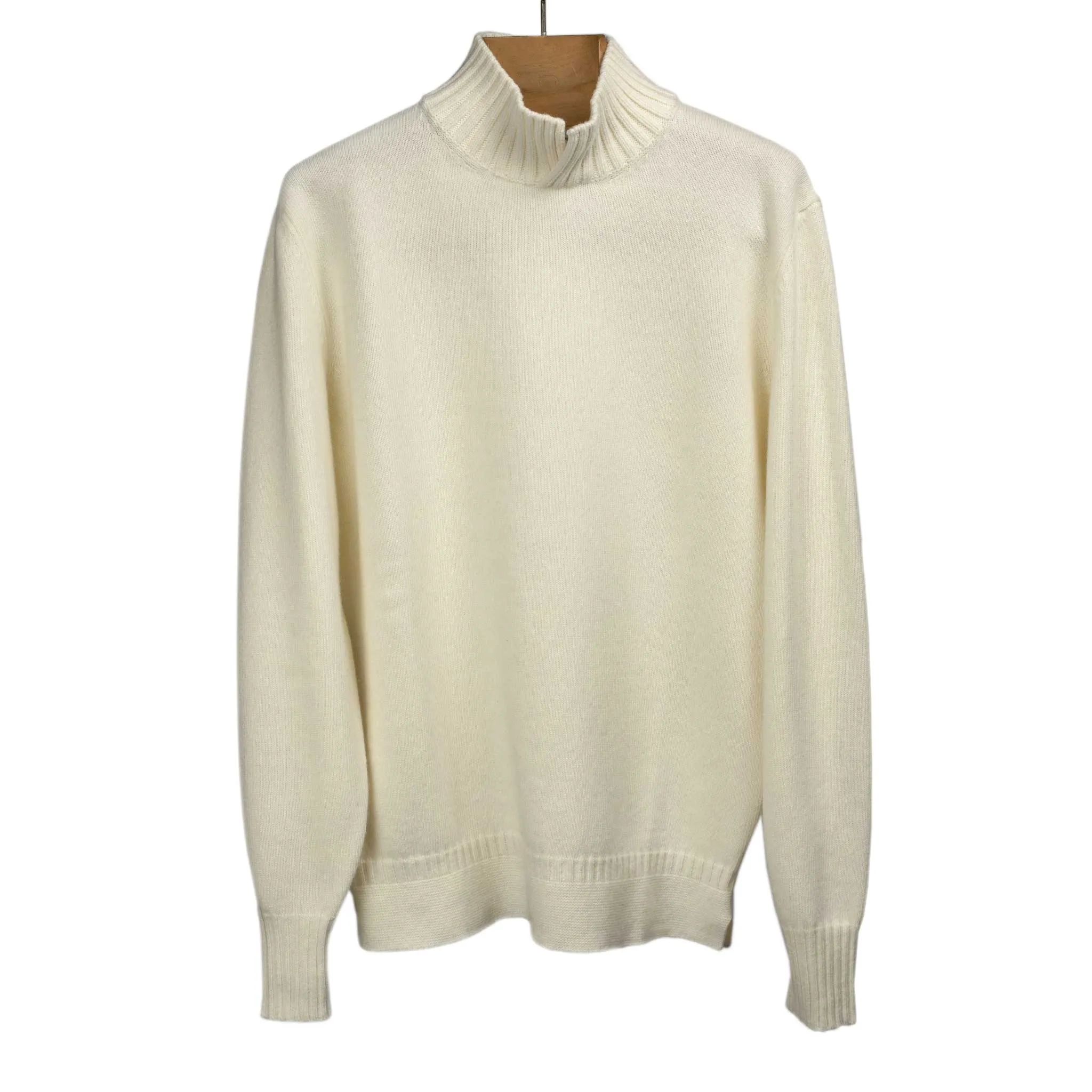 Aalbano convertible mock neck sweater in cream wool