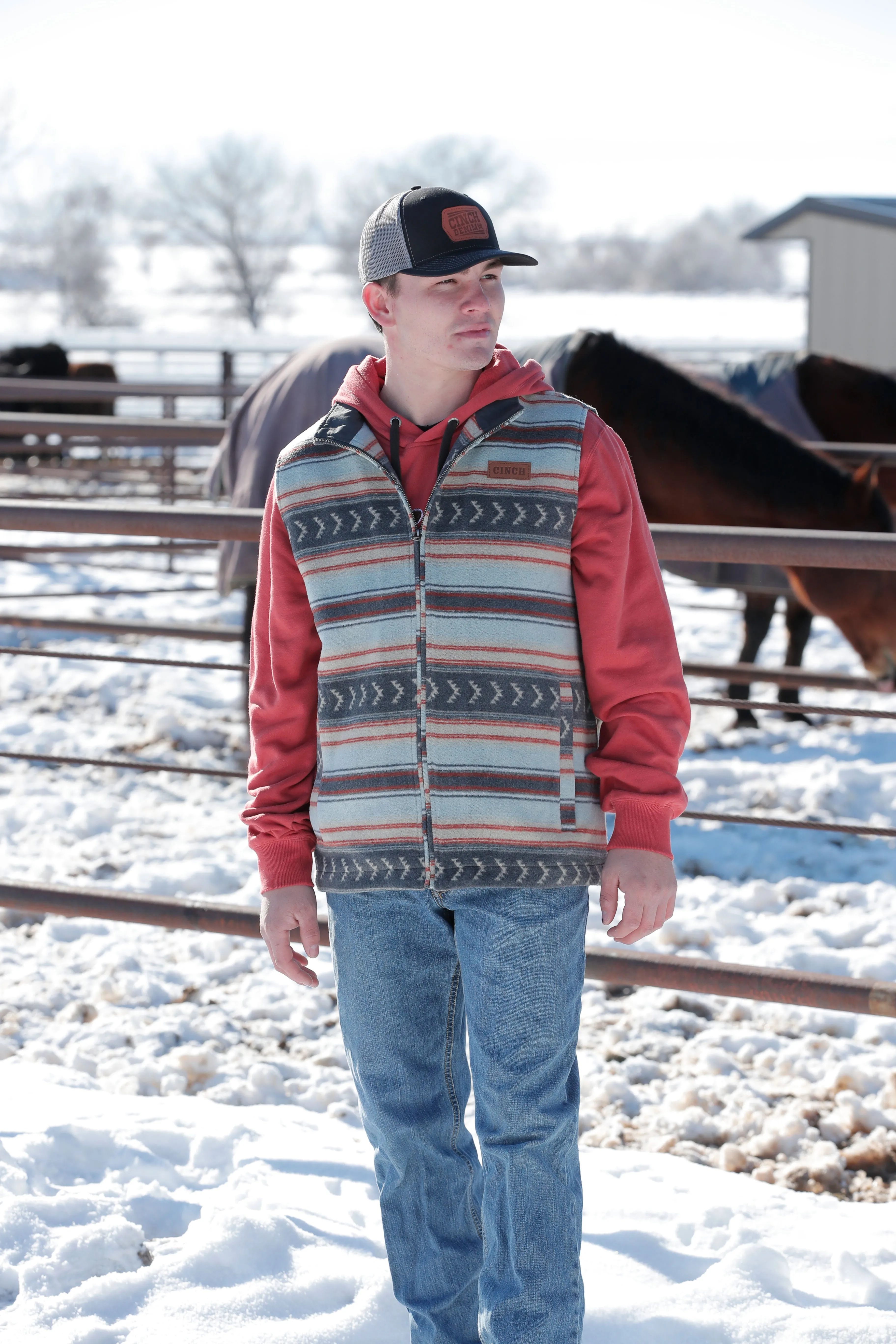 Cinch Men's Blanket Stripe Twill Vest