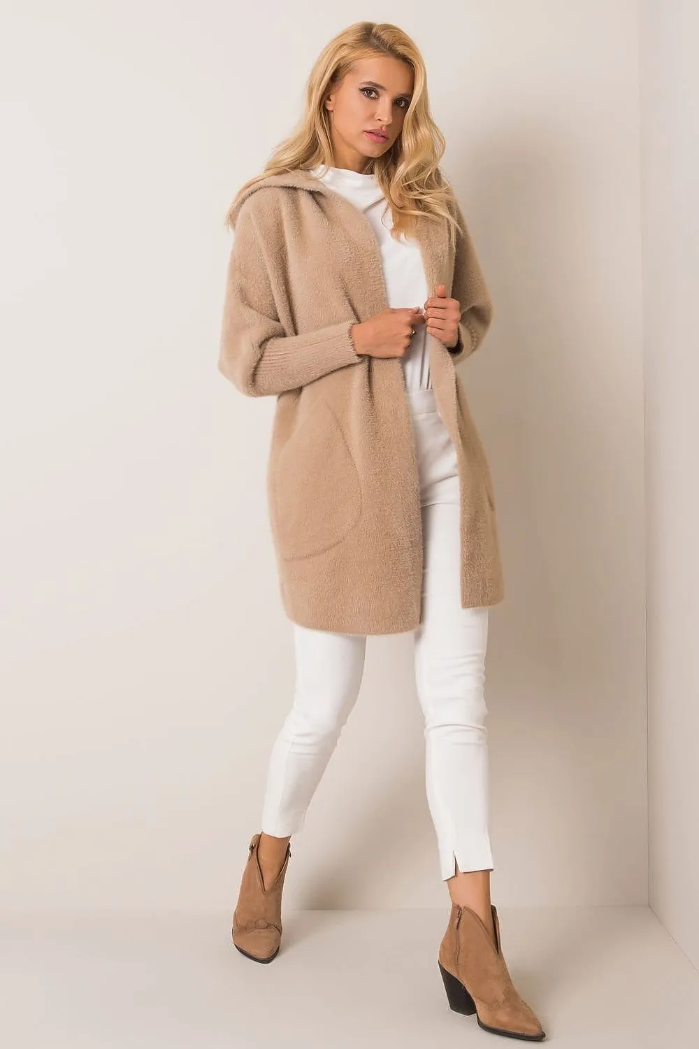 Coat model 171837 MBM