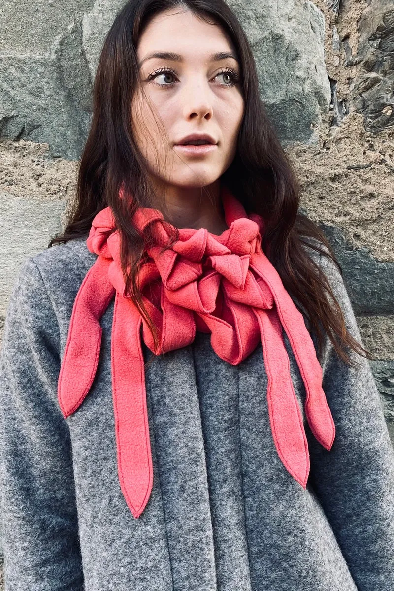 Ellie - CoralButton & Go Collar Scarf