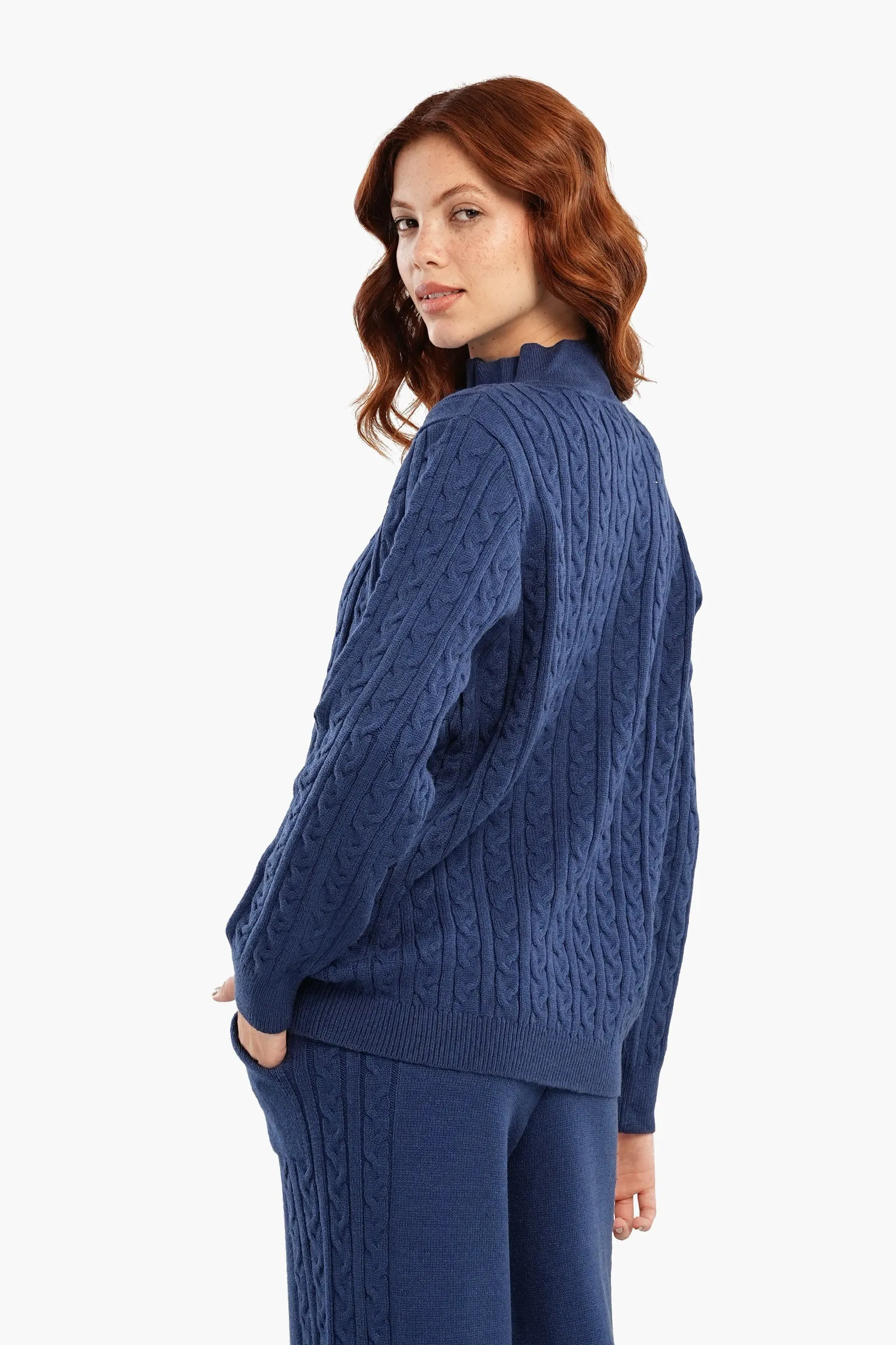 Half Stand-Up Collar Lounge Pullover