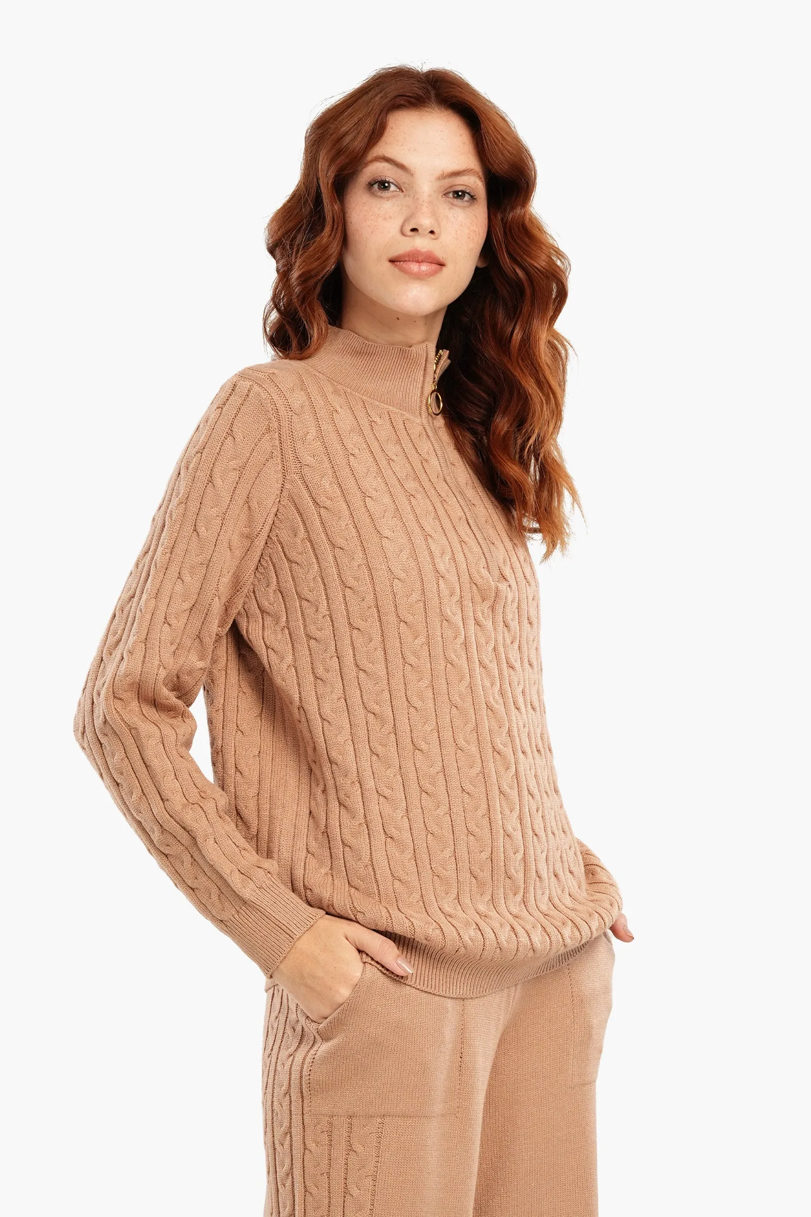 Half Stand-Up Collar Lounge Pullover