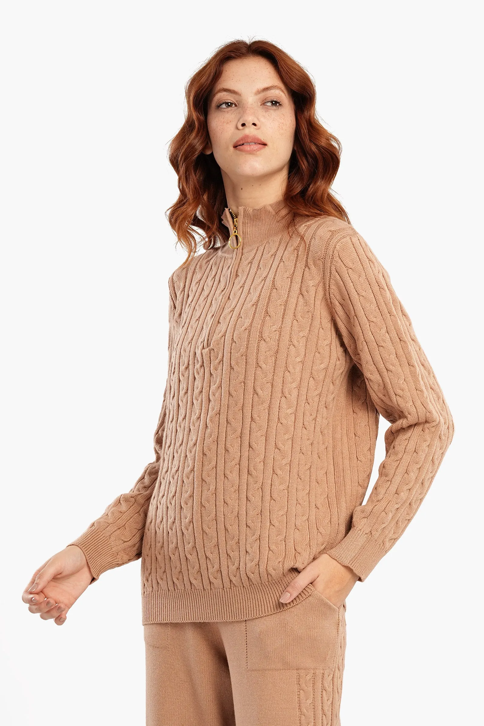 Half Stand-Up Collar Lounge Pullover