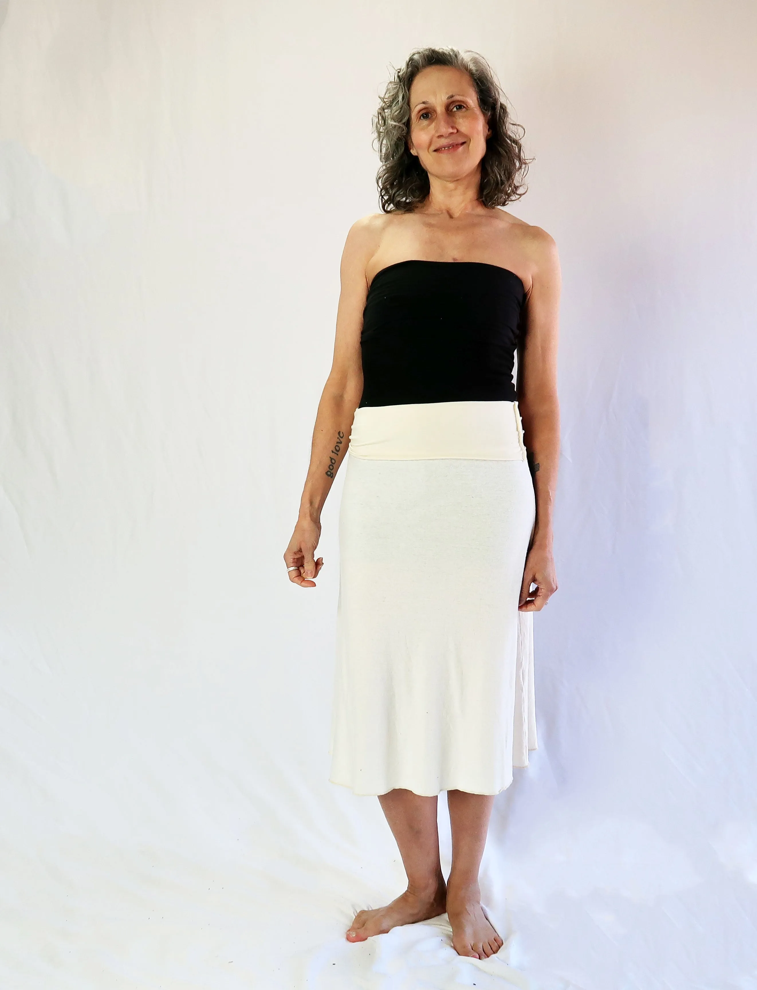 Simplicity Below Knee Skirt