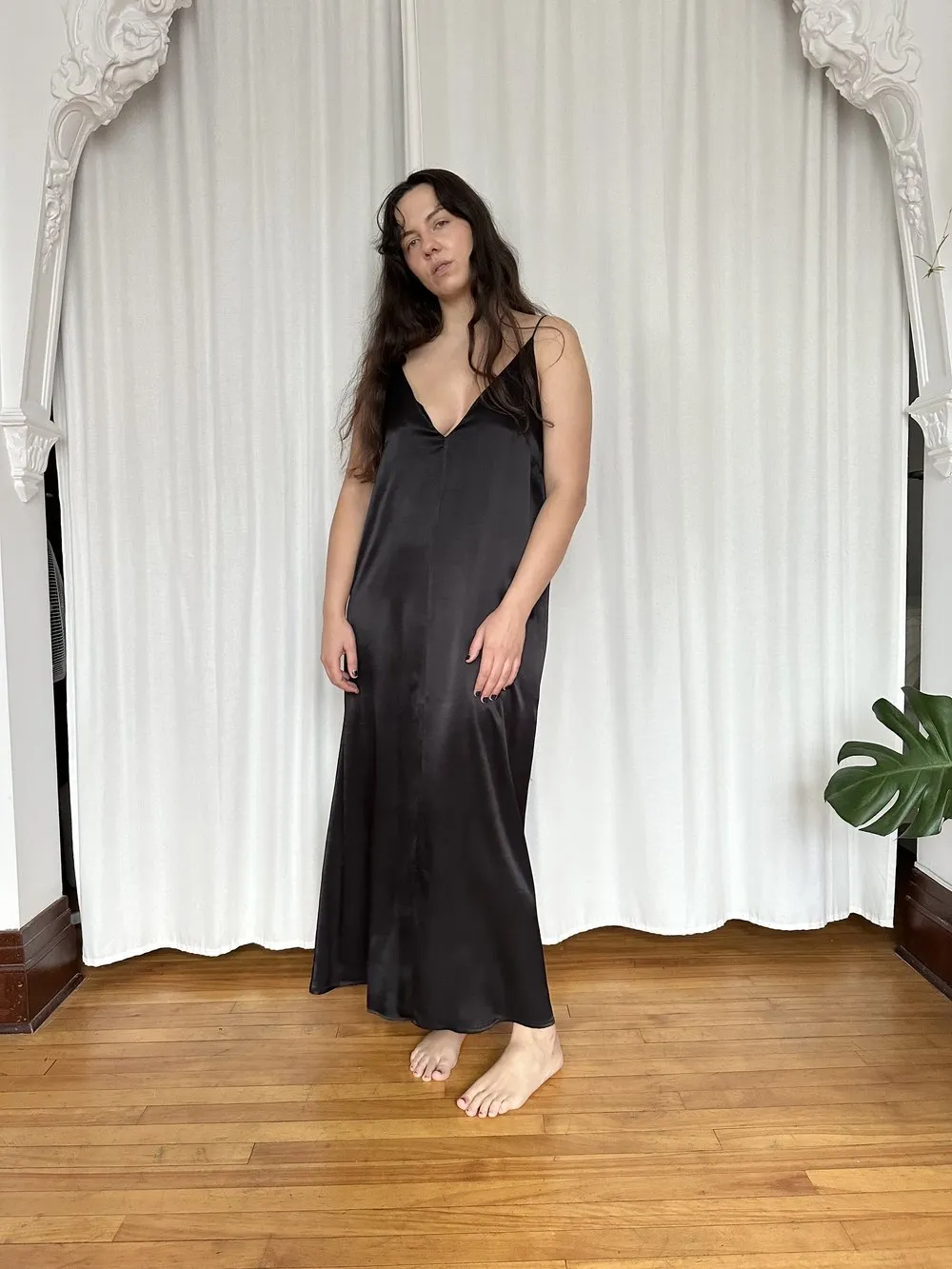 Waves of Hydra Hunnis Long Slip Dress (Black)